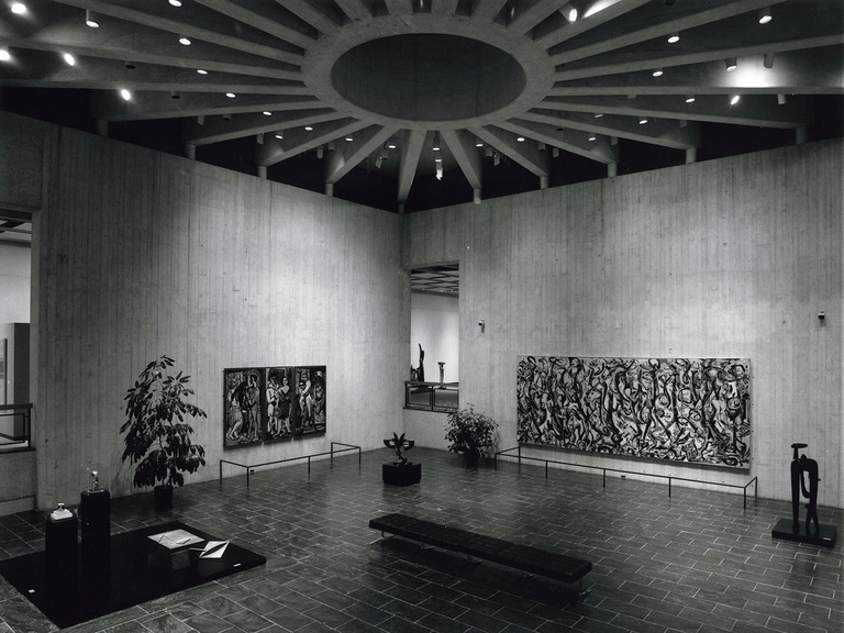 Old museum of art sculpture court 1969, a large, open space with an oculus in the roof and artwork and sculptures within