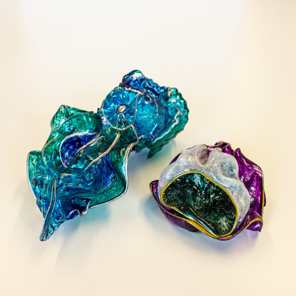 School's Out at the Stanley: Chihuly Inspired Holiday Ornament promotional image