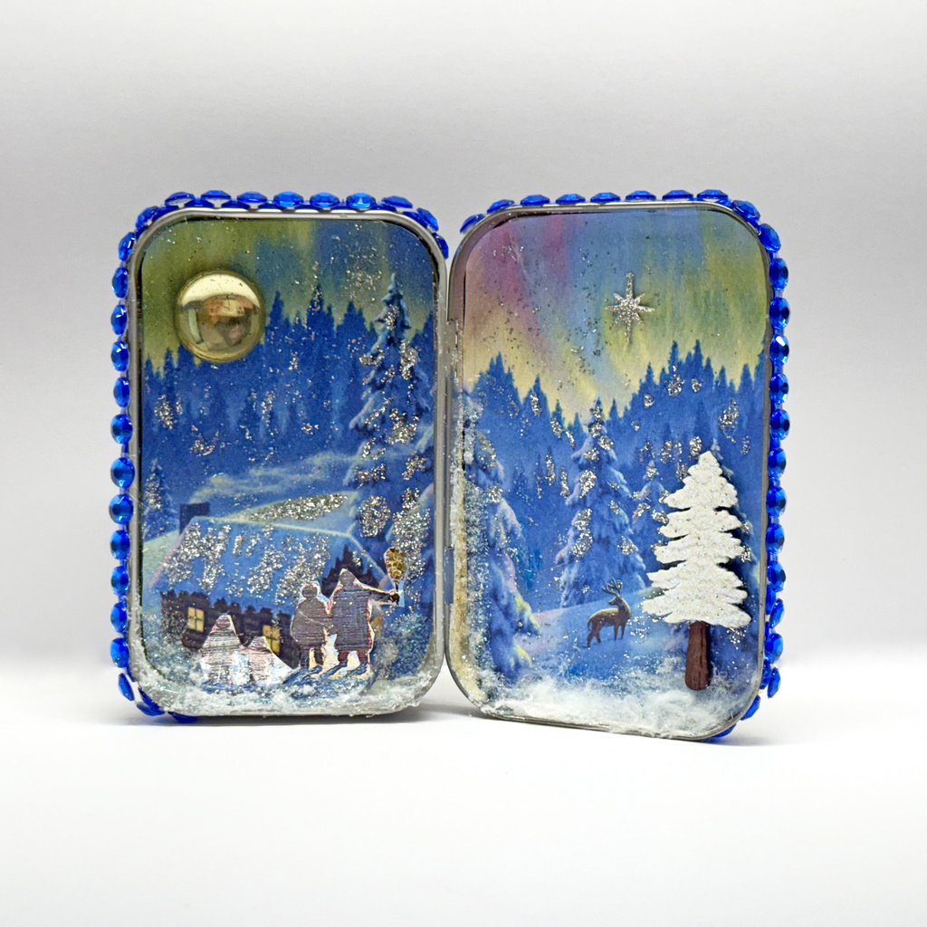 School's Out at the Stanley | Winter Tin Box Diorama promotional image